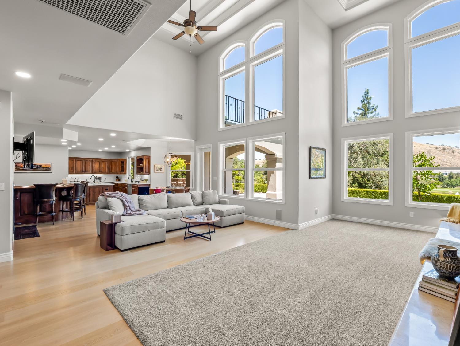 21998 Brighton Crest Dr, Friant, CA 93626