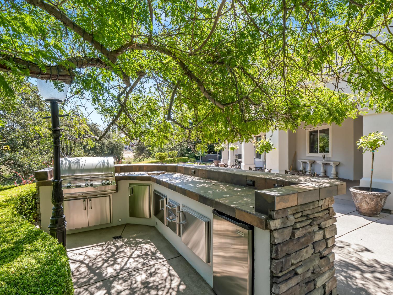 21998 Brighton Crest Dr, Friant, CA 93626