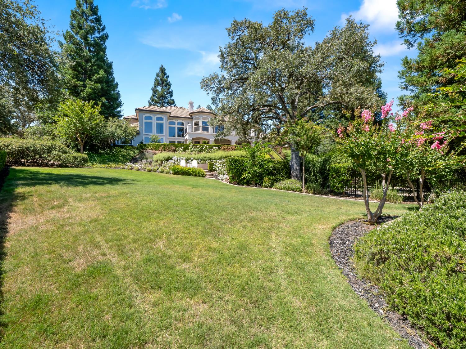 21998 Brighton Crest Dr, Friant, CA 93626