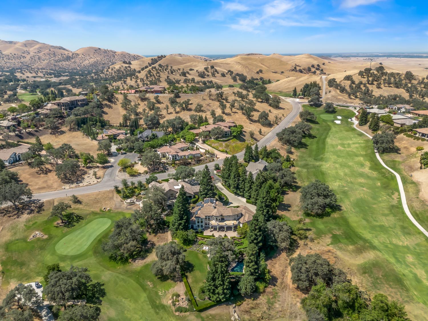 21998 Brighton Crest Dr, Friant, CA 93626