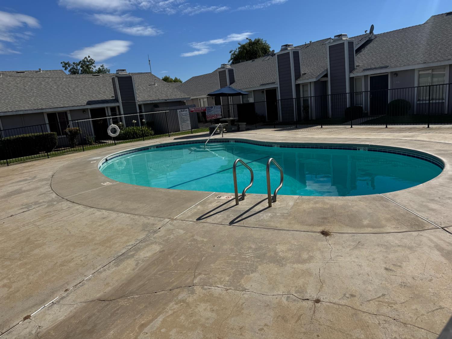 1027 W Dakota #119, Fresno, CA 93705