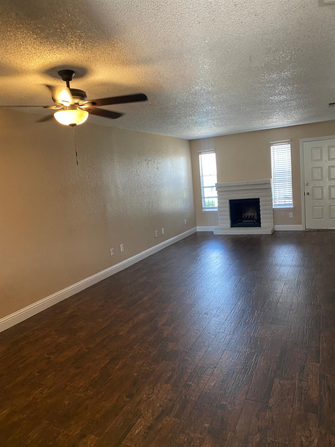 1027 W Dakota #119, Fresno, CA 93705