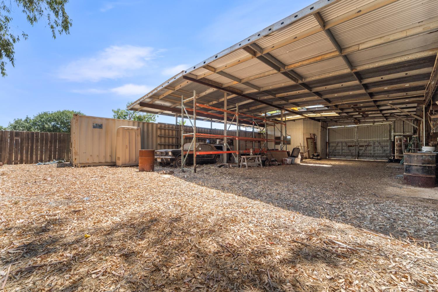 6073 W Clinton Ave, Fresno, CA 93722