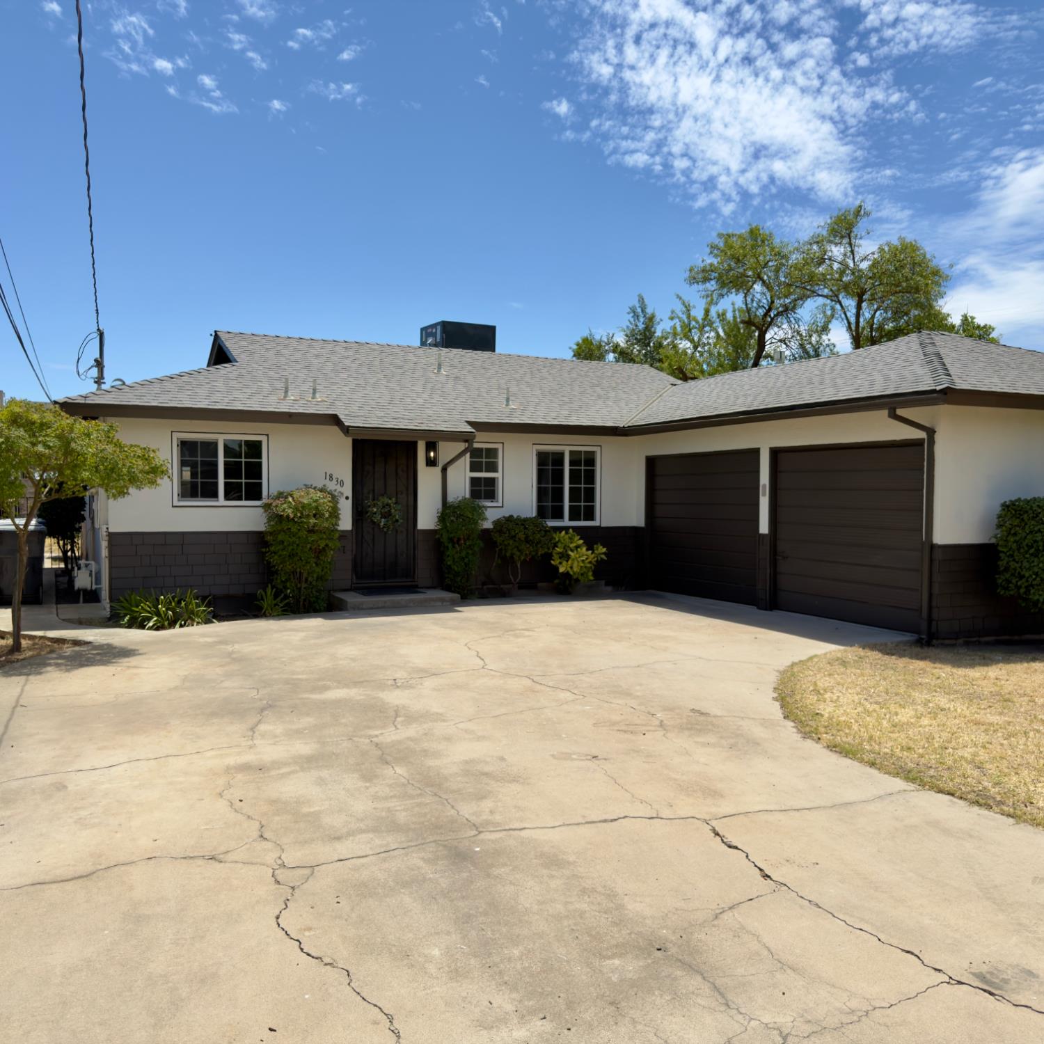 1830 W 5Th St, Madera, CA 93637