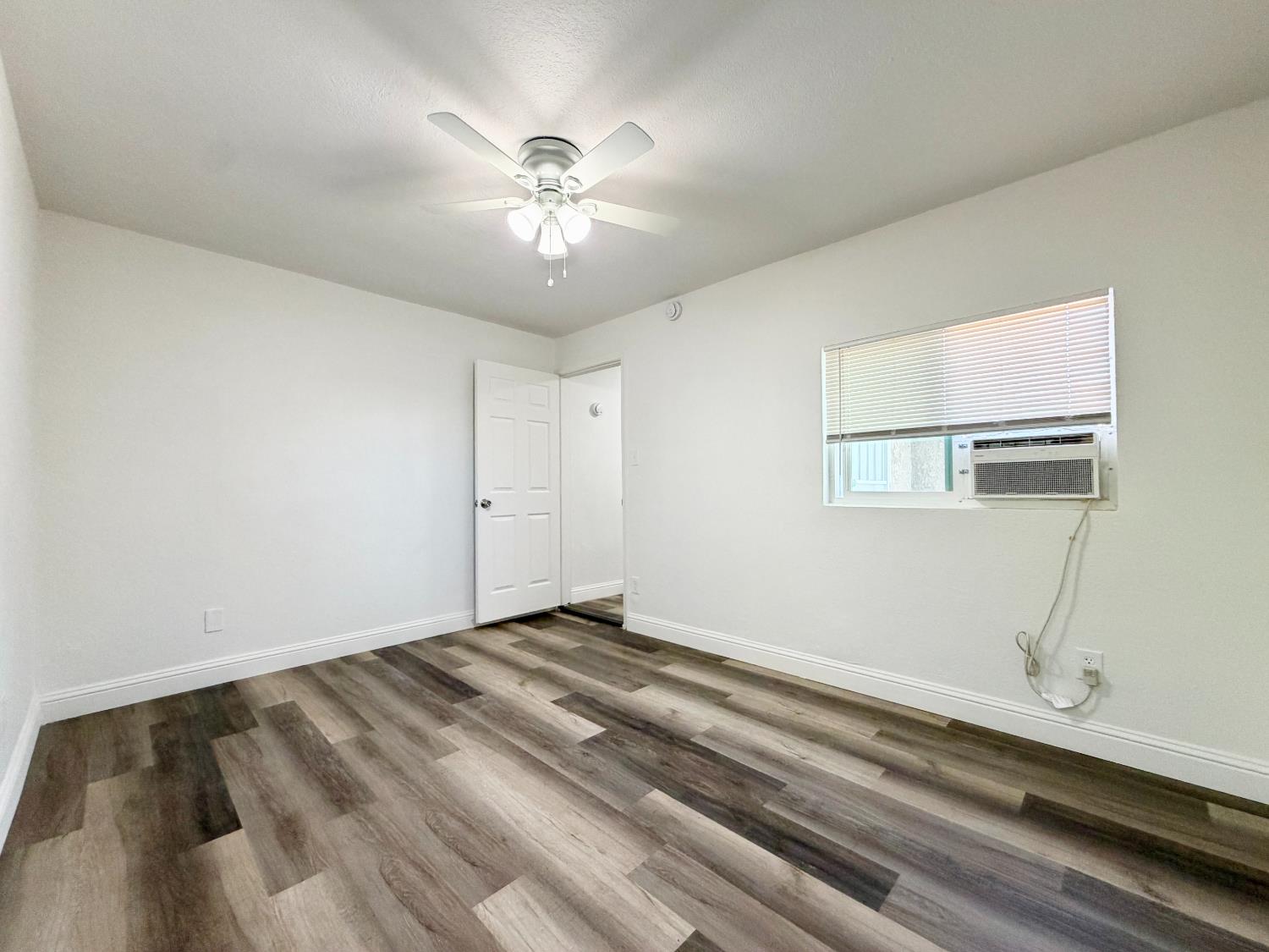 2421 E Clay Ave, Fresno, CA 93701