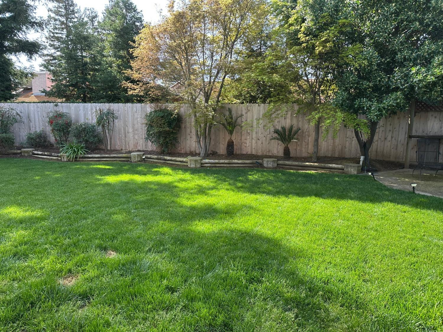 2526 Gibson Ave, Clovis, CA 93611