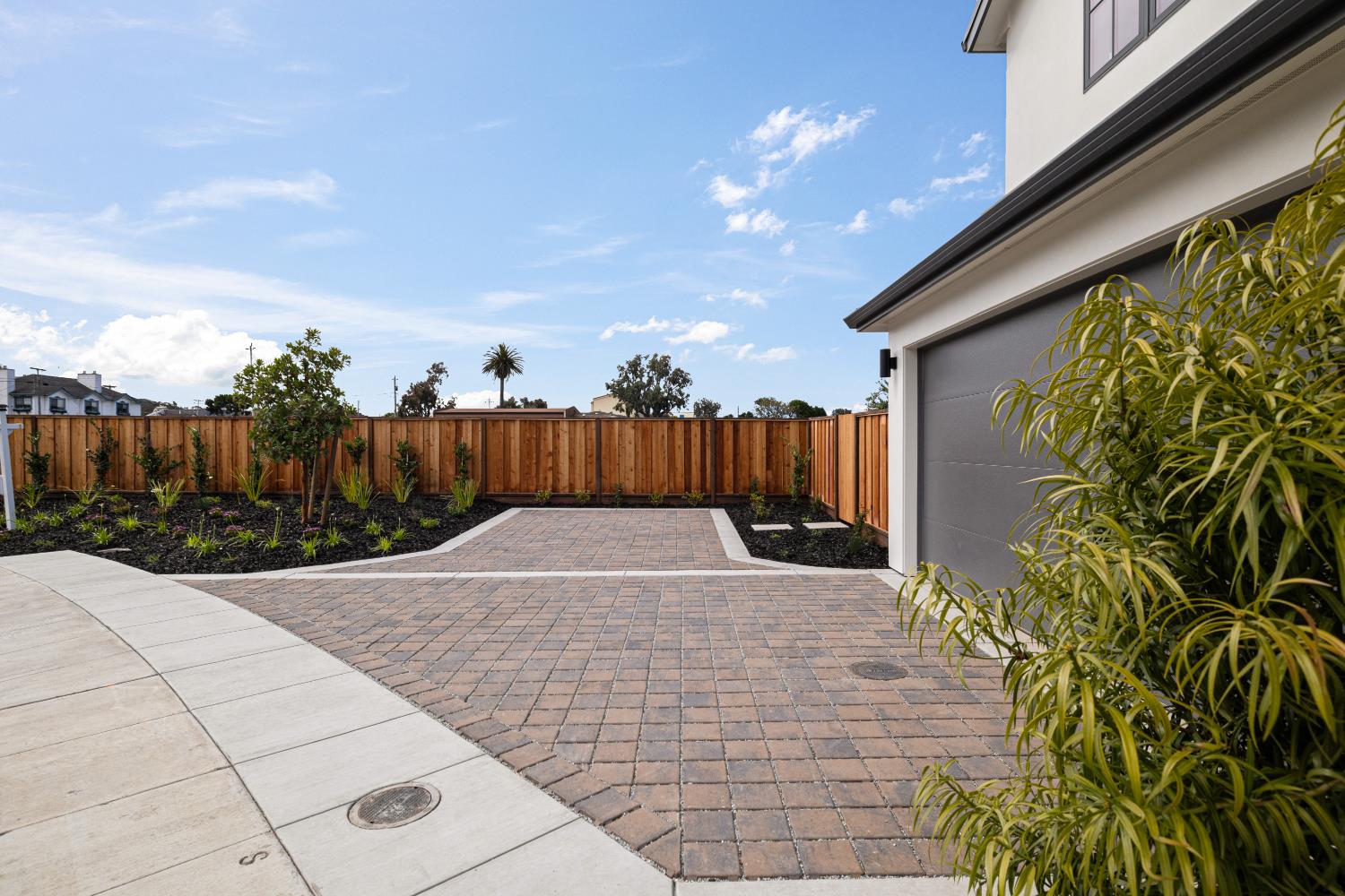 568 Creekside Ct, Half Moon Bay, CA 94019