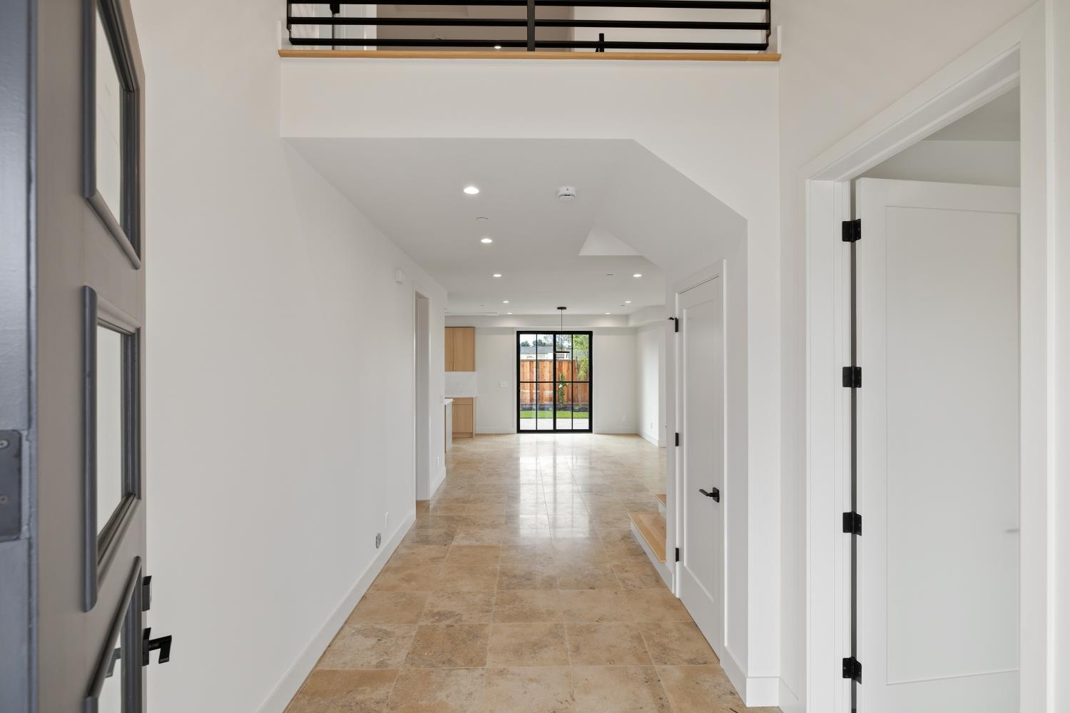 568 Creekside Ct, Half Moon Bay, CA 94019