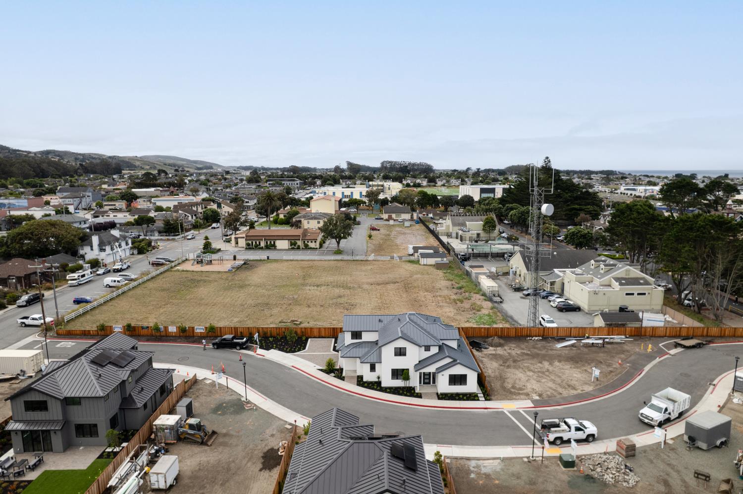 568 Creekside Ct, Half Moon Bay, CA 94019