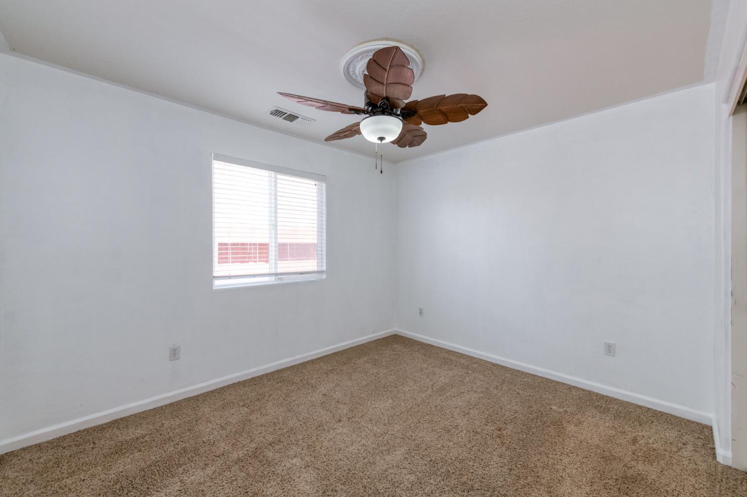 3308 N Gregory Ave, Fresno, CA 93722