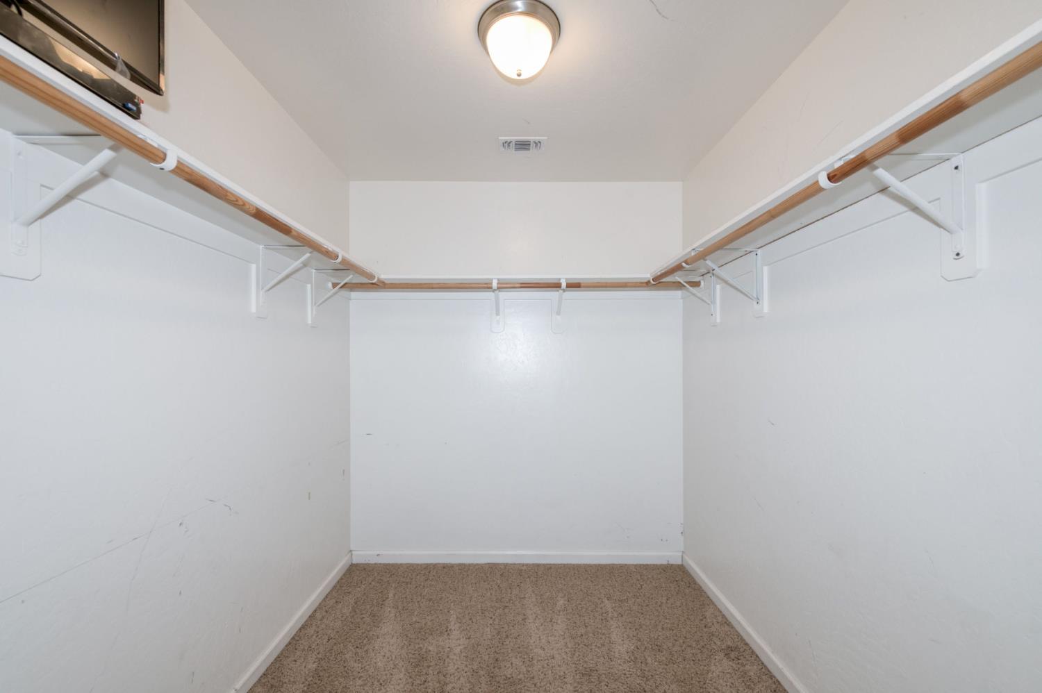 3308 N Gregory Ave, Fresno, CA 93722
