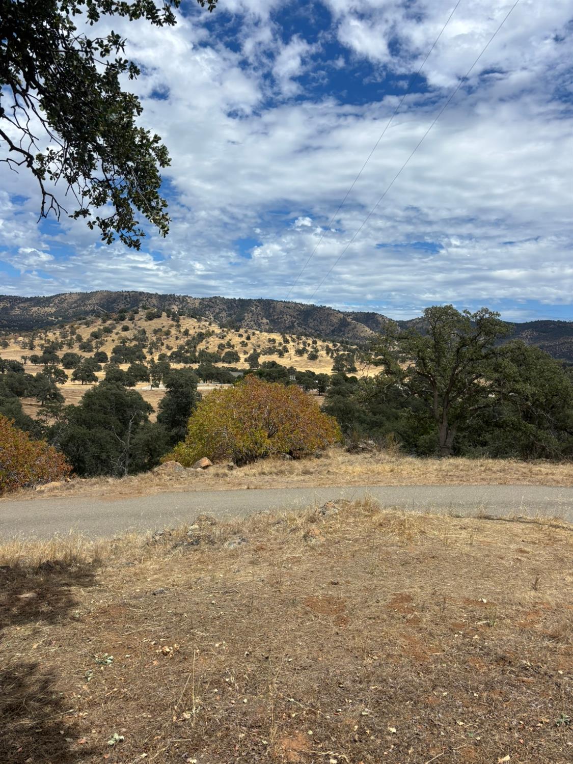 2609 Granite Ln, Catheys Valley, CA 95306