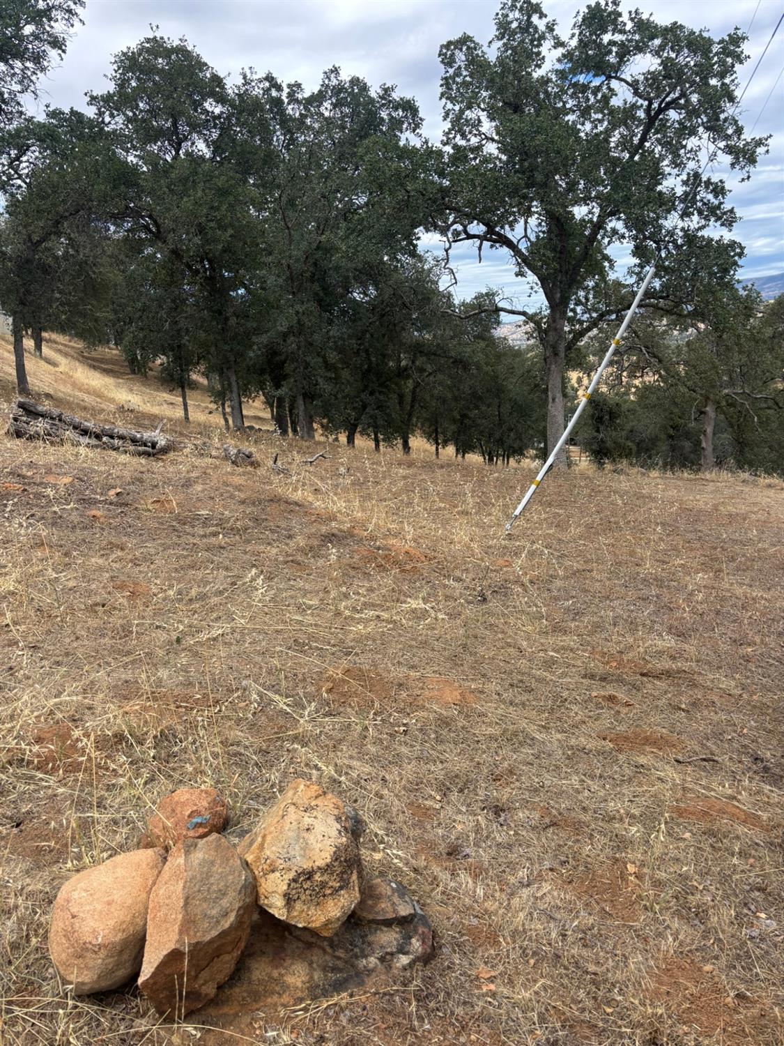 2609 Granite Ln, Catheys Valley, CA 95306