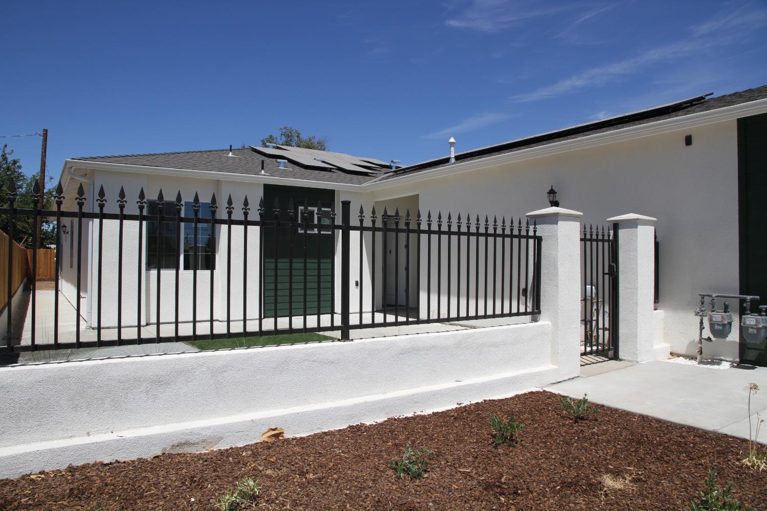 728 W Vassar, Fresno, CA 93705
