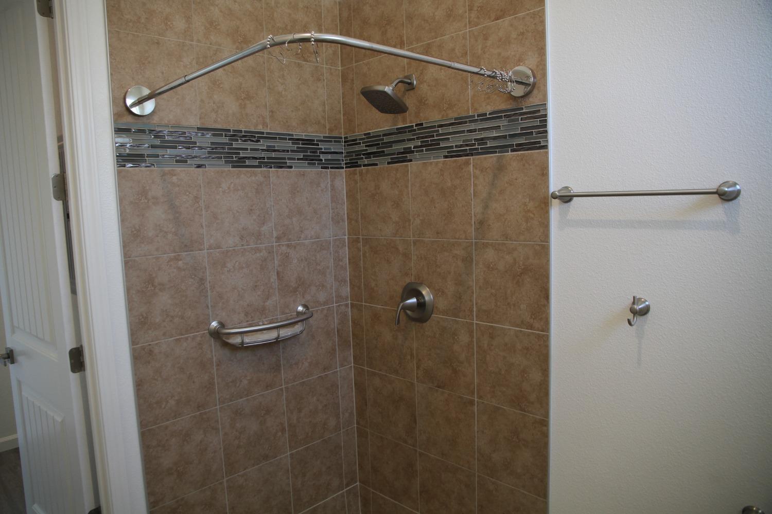 728 W Vassar, Fresno, CA 93705