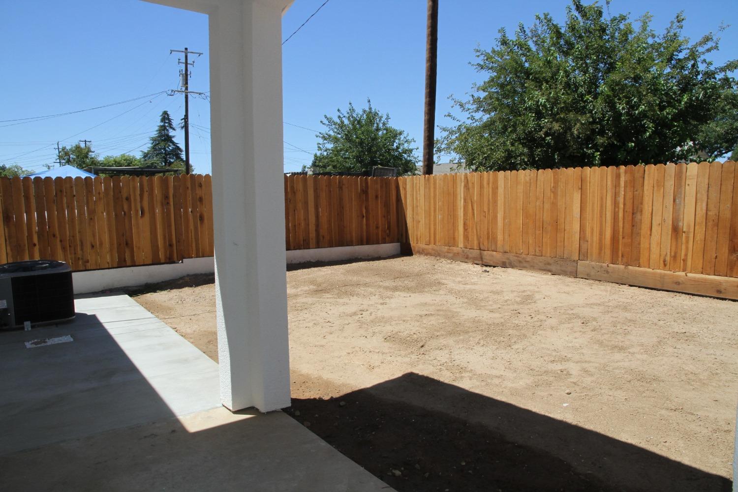 728 W Vassar, Fresno, CA 93705