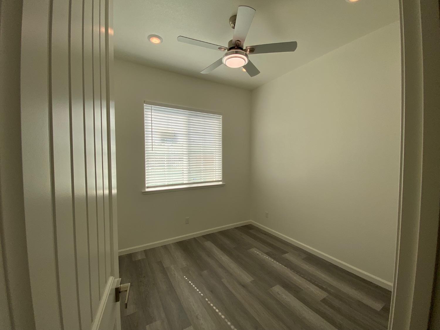 728 W Vassar, Fresno, CA 93705
