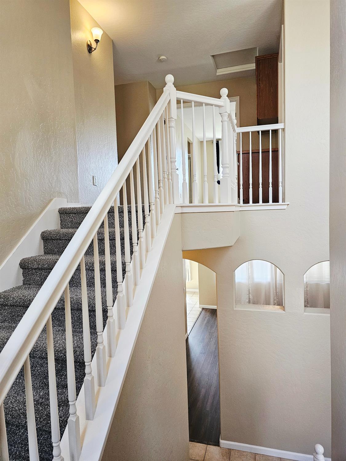 6653 E Braly Ave E, Fresno, CA 93727