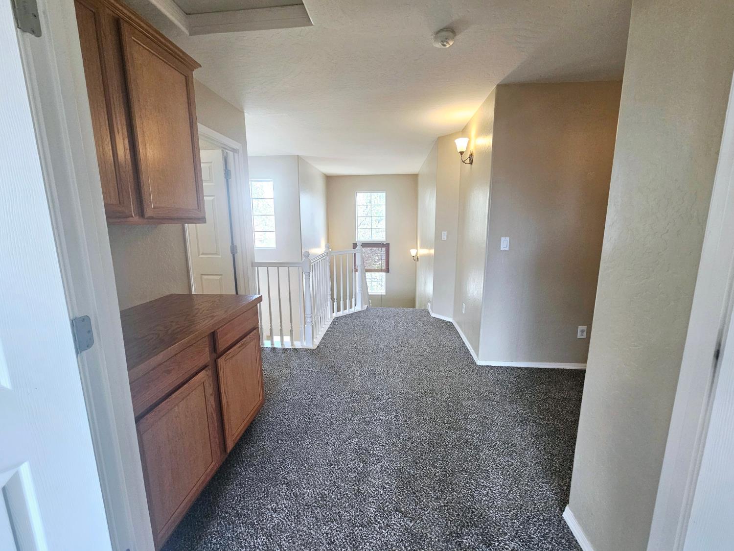 6653 E Braly Ave E, Fresno, CA 93727