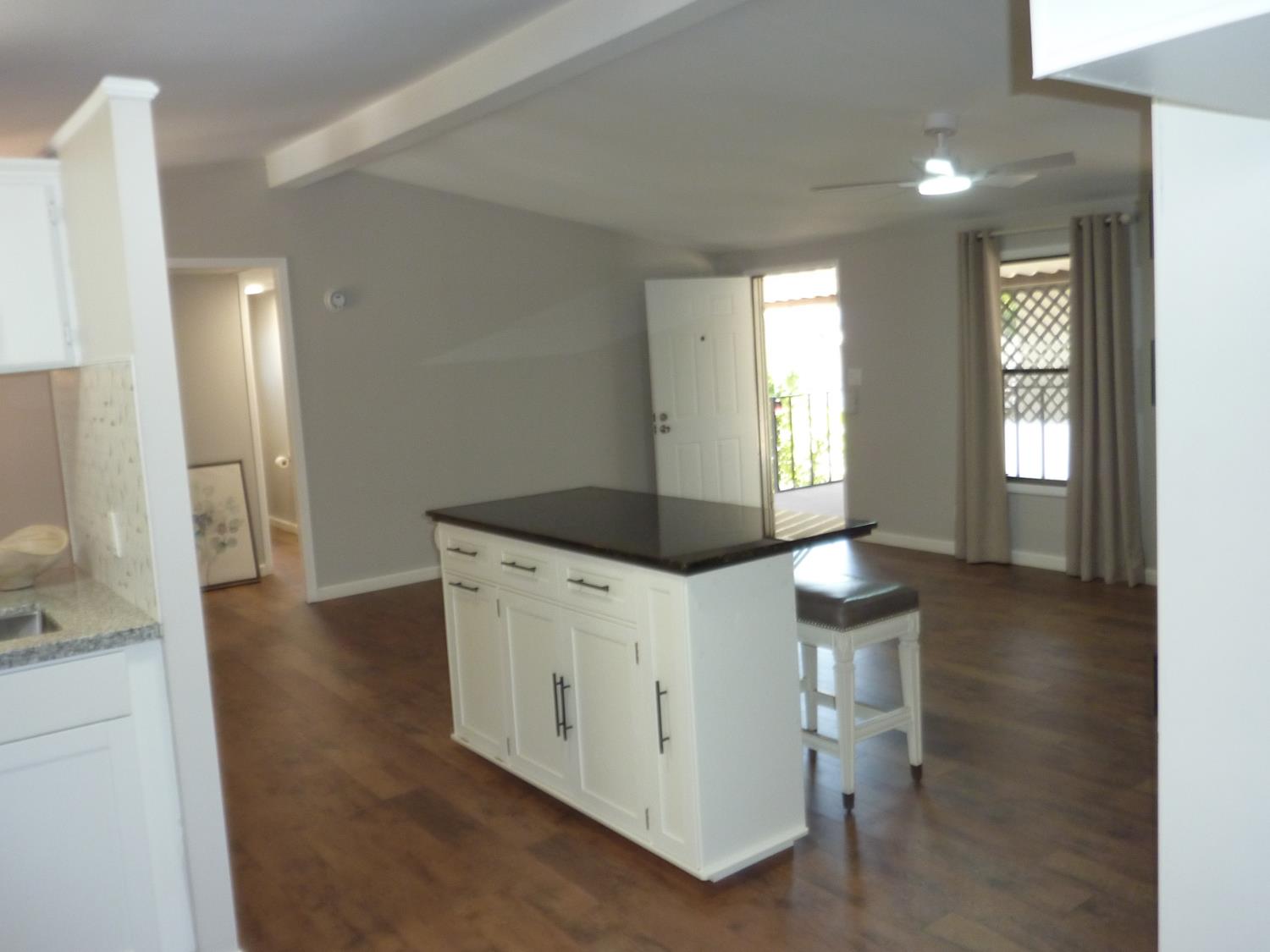 221 W Herndon Ave #50, Fresno, CA 93650