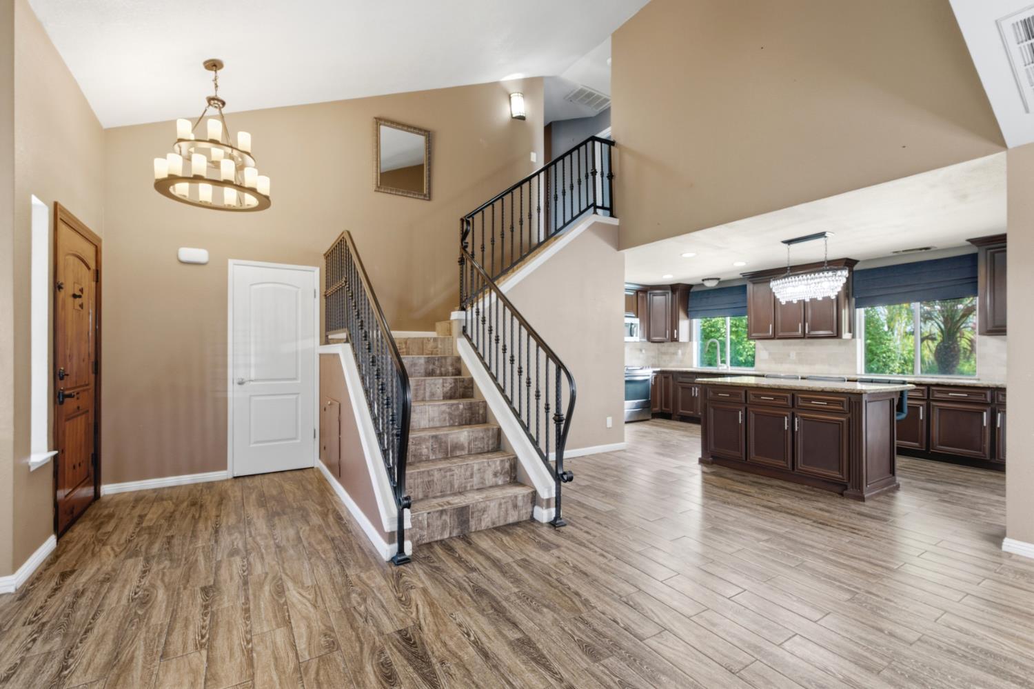 8735 N CEDAR Ave #151, Fresno, CA 93720