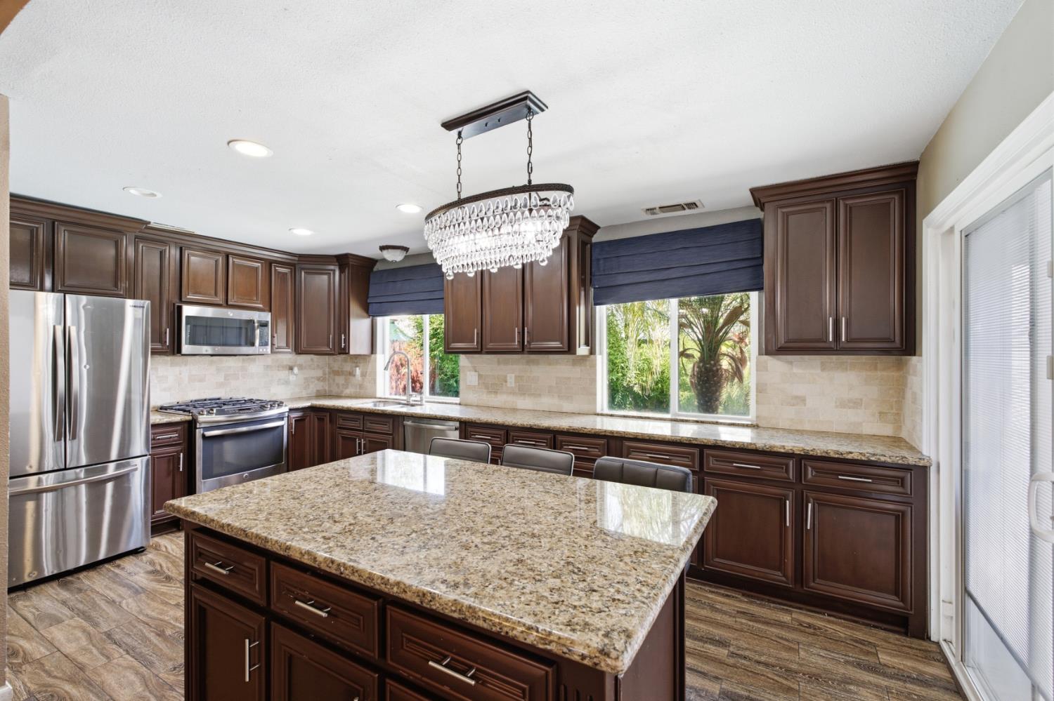 8735 N CEDAR Ave #151, Fresno, CA 93720