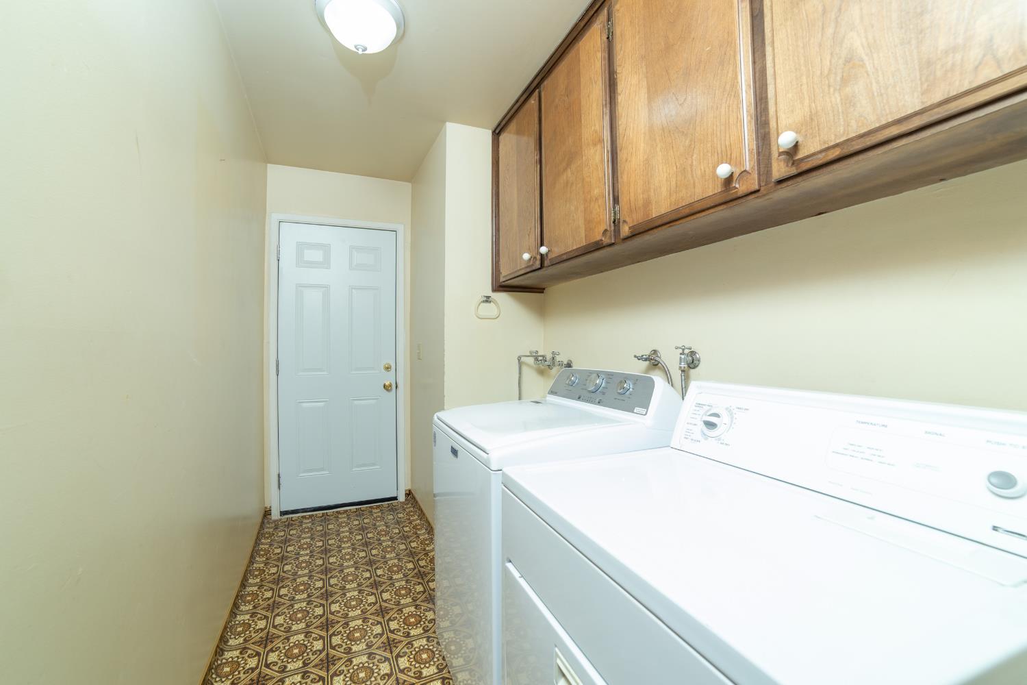 17101 Road 37, Madera, CA 93636