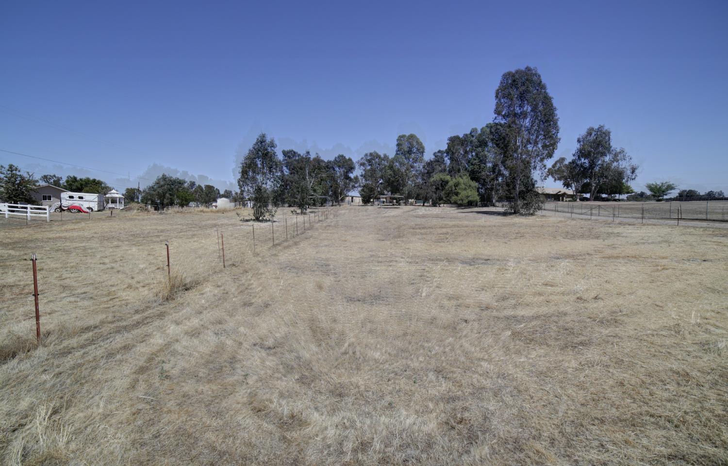 17101 Road 37, Madera, CA 93636
