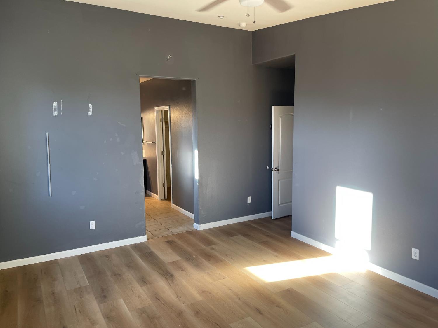 6671 E Harwood Ave, Fresno, CA 93727