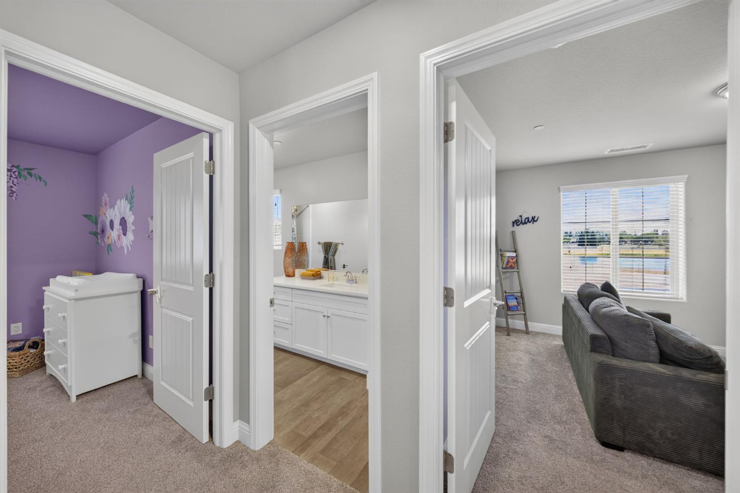 1426 E Via Dorata Way, Fresno, CA 93730