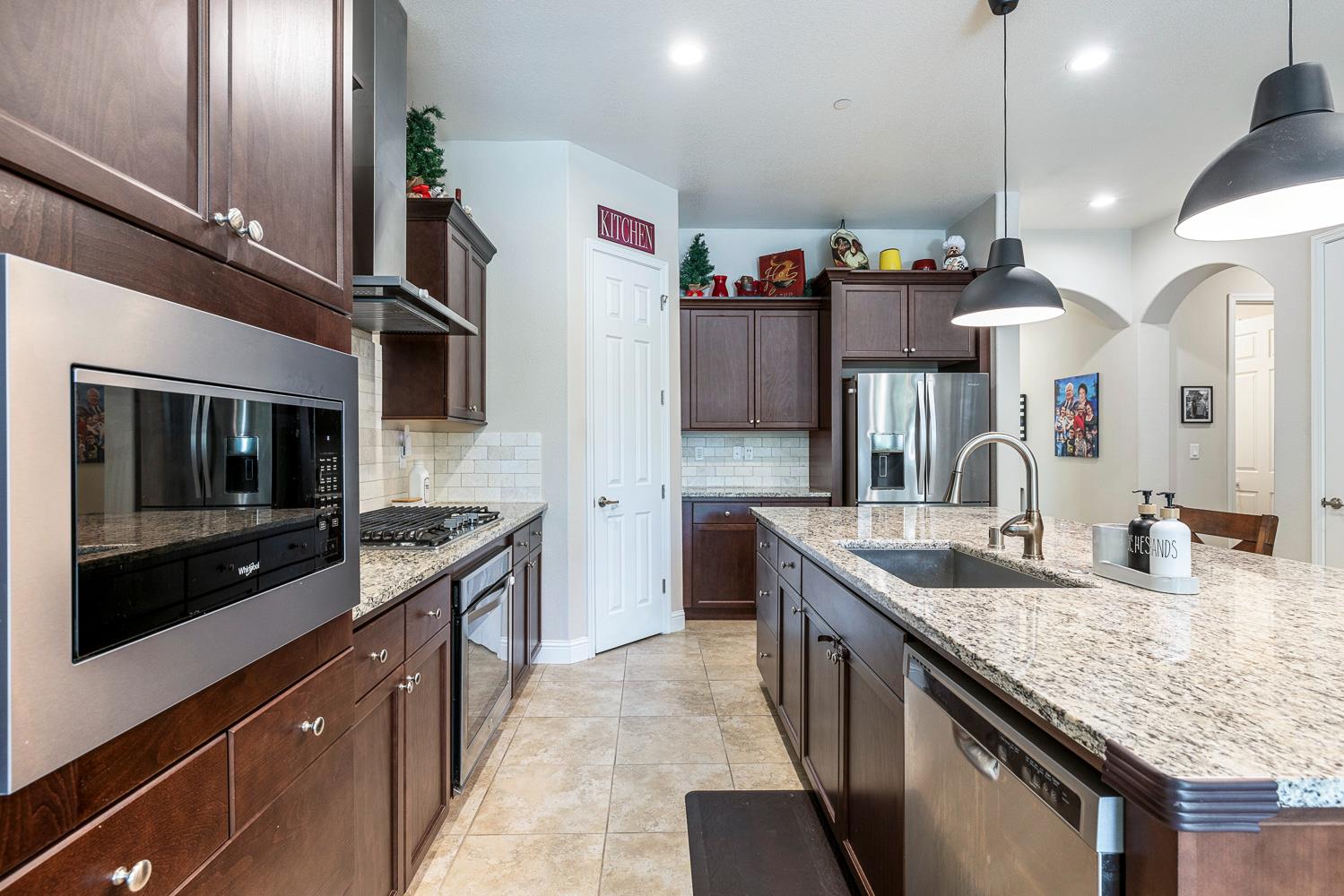 5796 N San Miguel Ave, Fresno, CA 93723