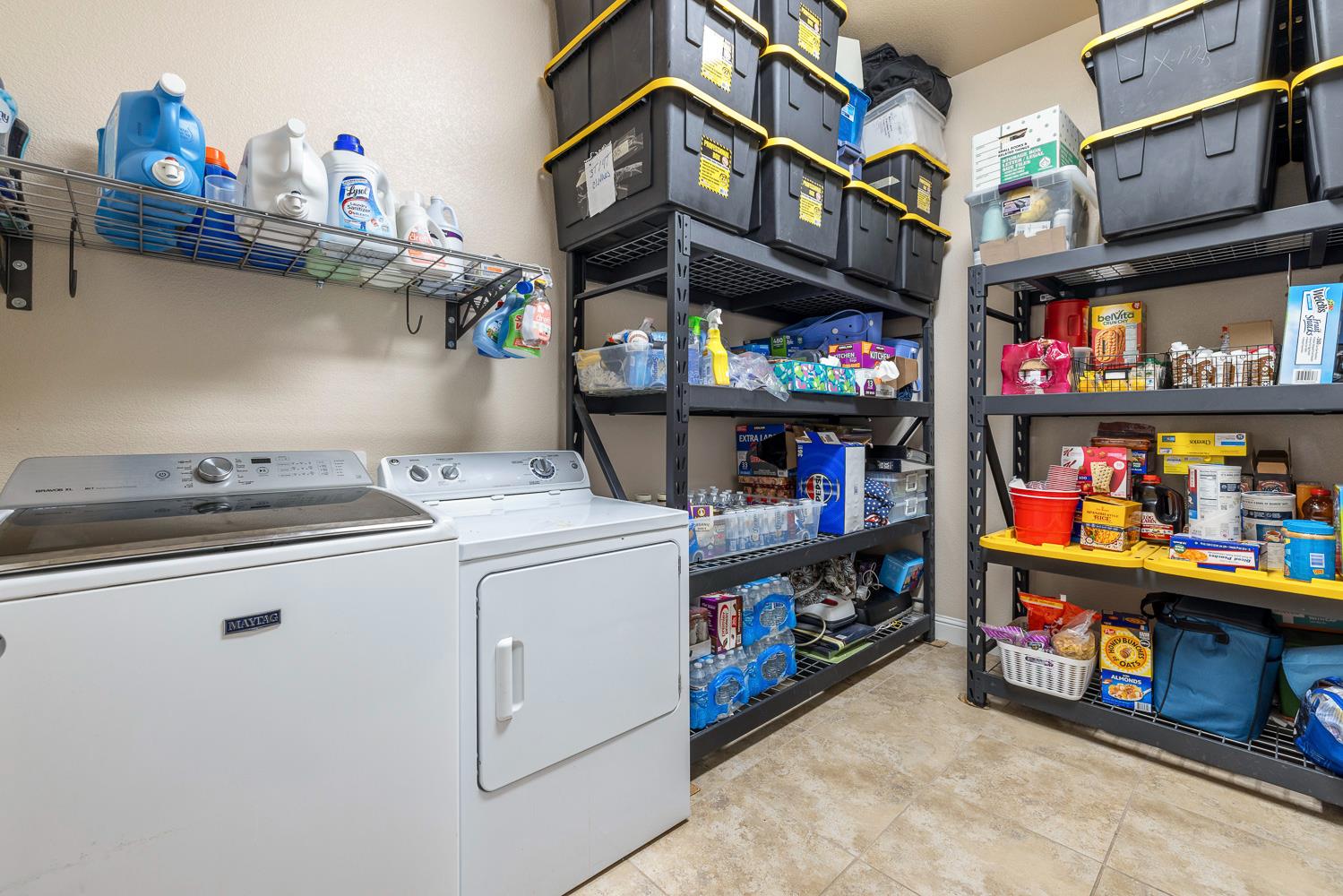 5796 N San Miguel Ave, Fresno, CA 93723