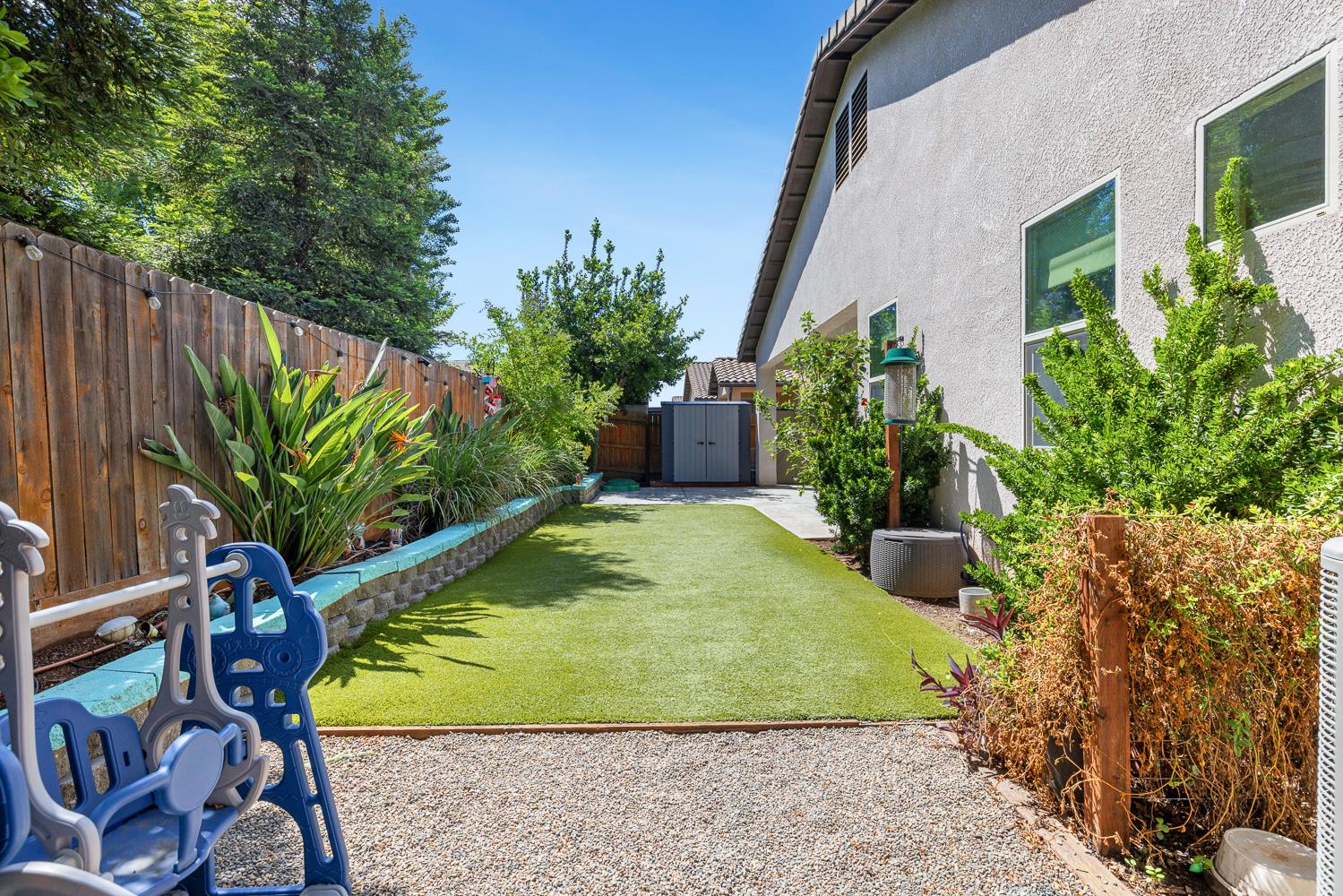 5796 N San Miguel Ave, Fresno, CA 93723