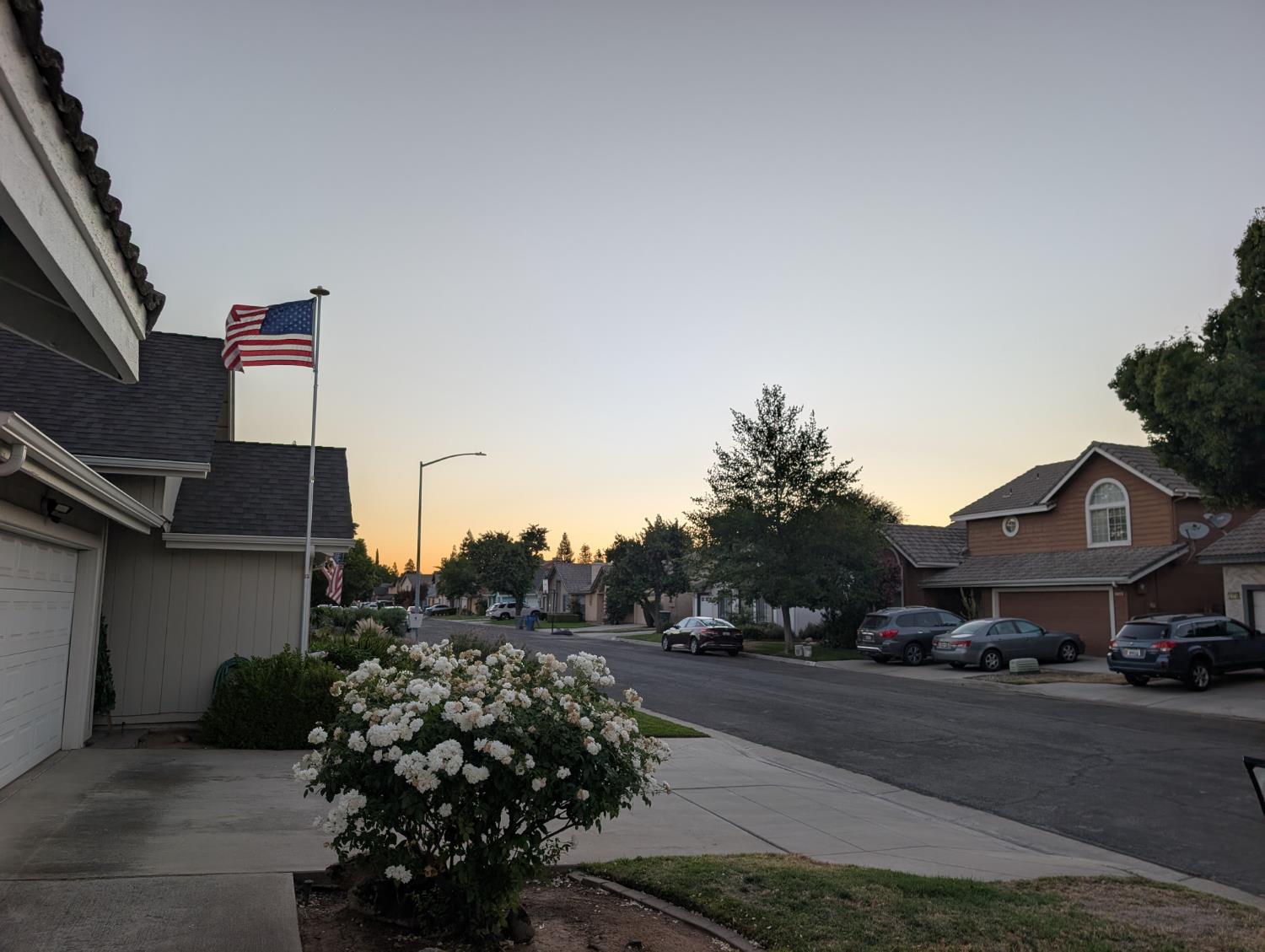 2181 E Minarets Ave, Fresno, CA 93720