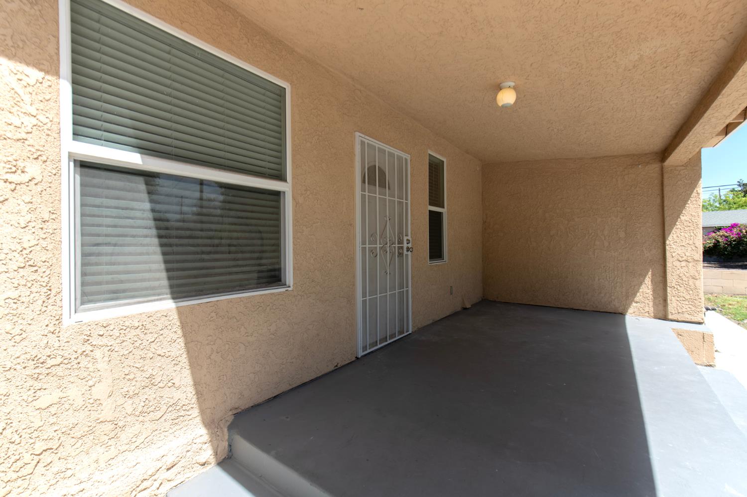 2115 N Ferger Ave, Fresno, CA 93704