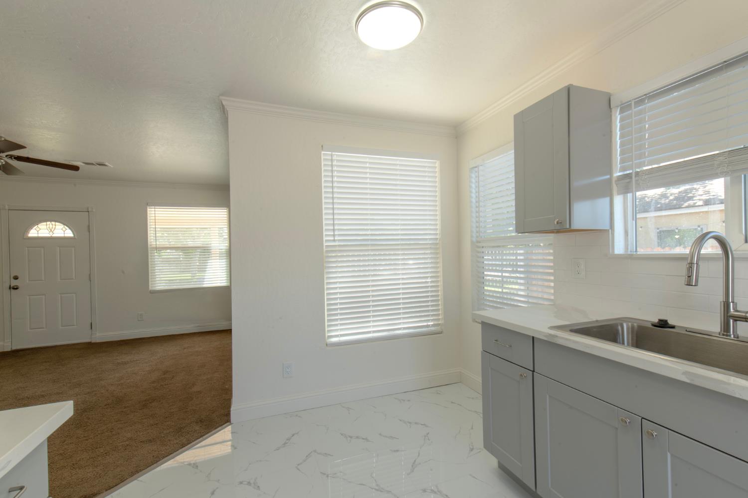 2115 N Ferger Ave, Fresno, CA 93704
