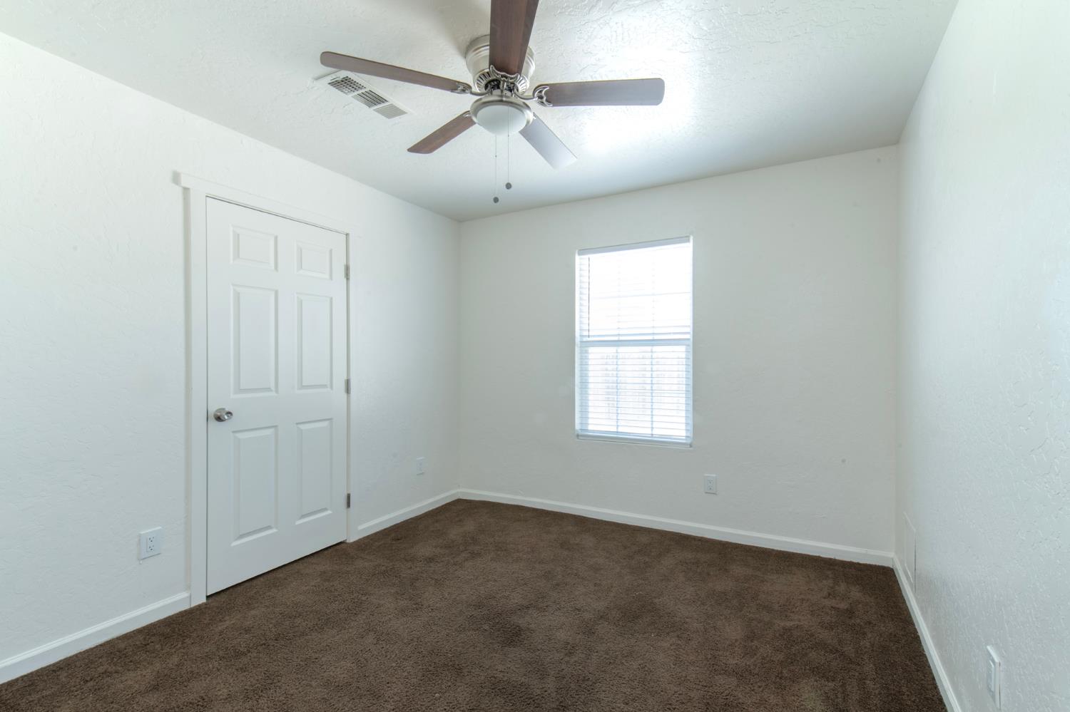 2115 N Ferger Ave, Fresno, CA 93704