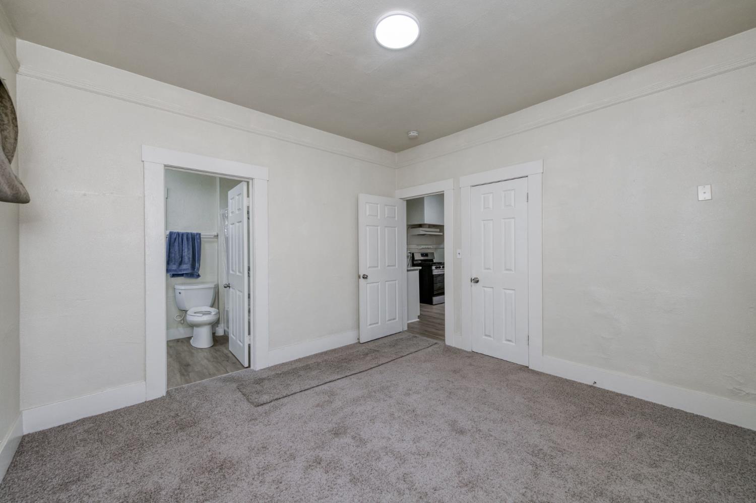 385 N Park, Fresno, CA 93701