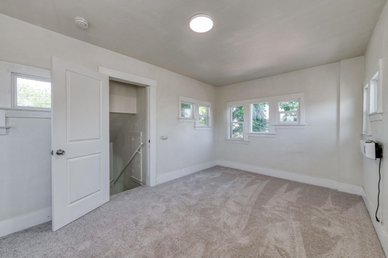 385 N Park, Fresno, CA 93701