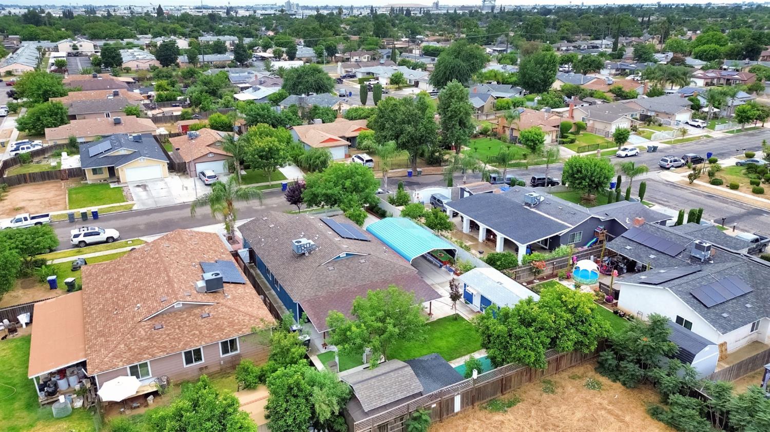 4713 E Belgravia Ave, Fresno, CA 93725