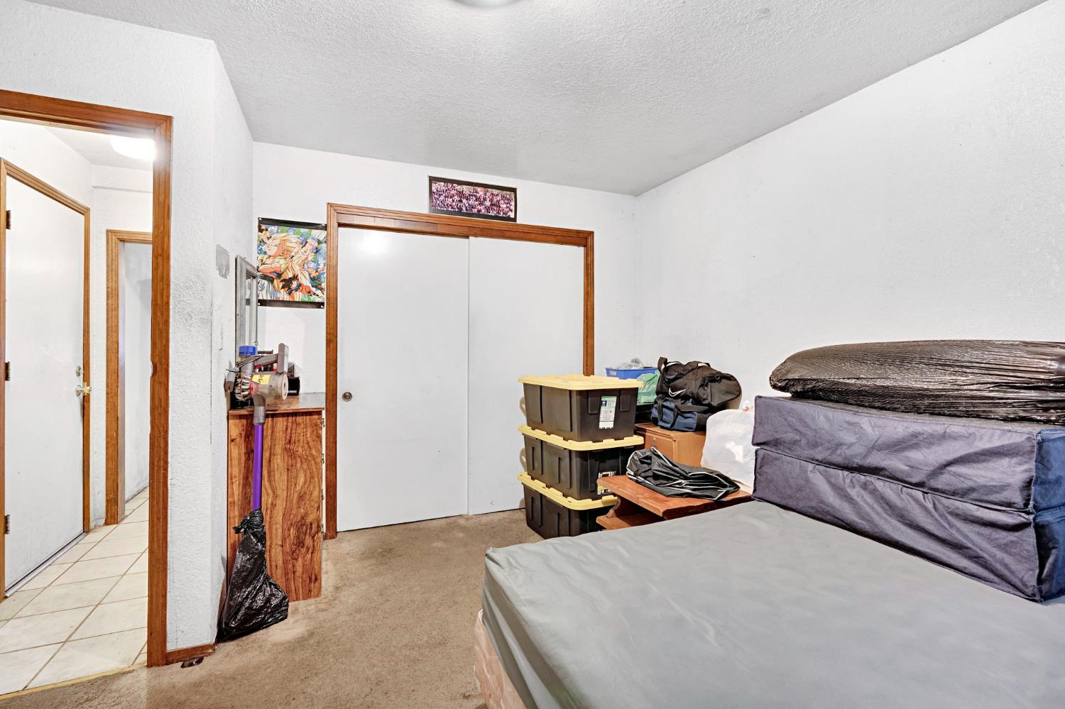 4163 E Clay Ave, Fresno, CA 93702
