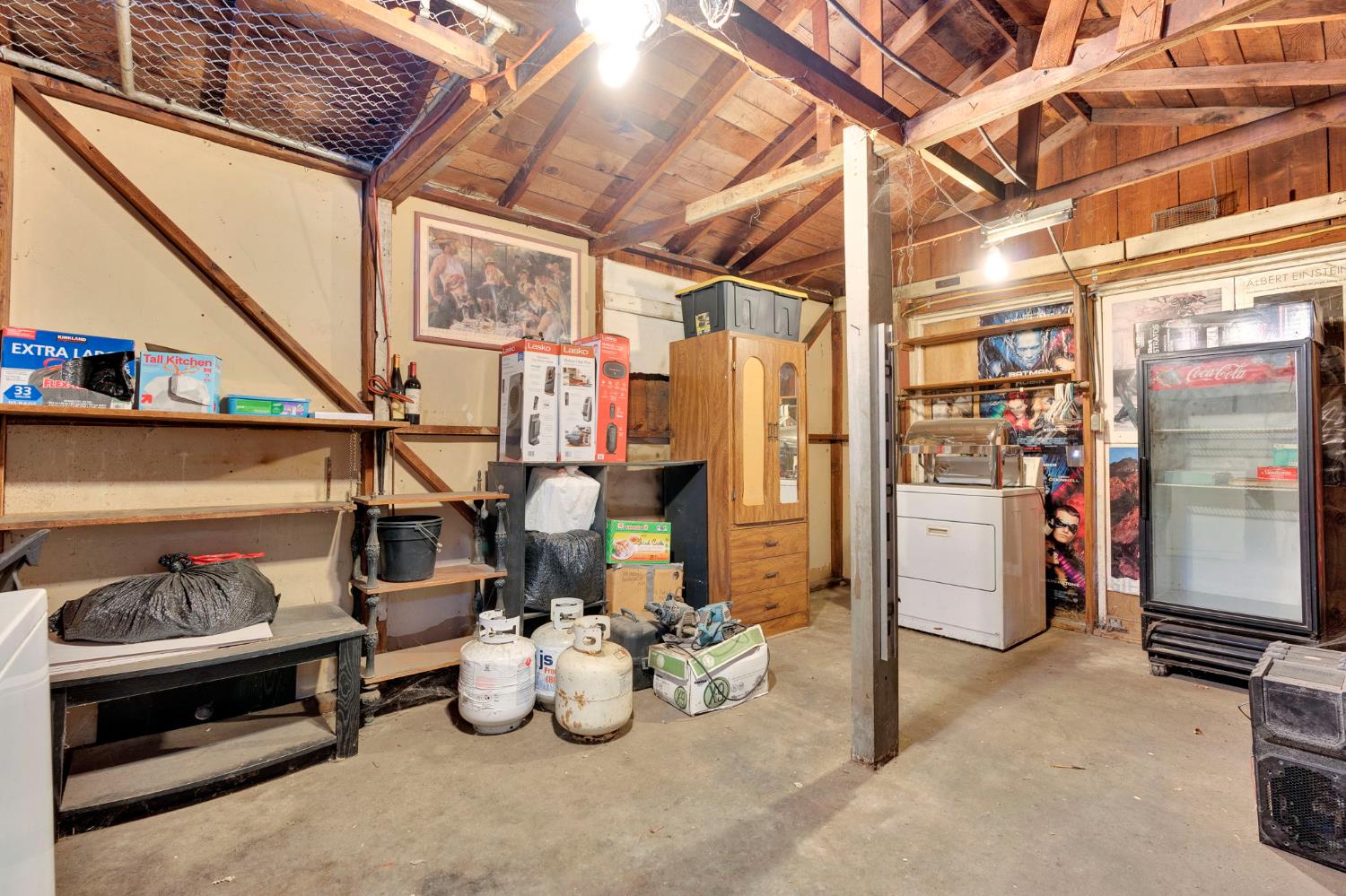 4163 E Clay Ave, Fresno, CA 93702