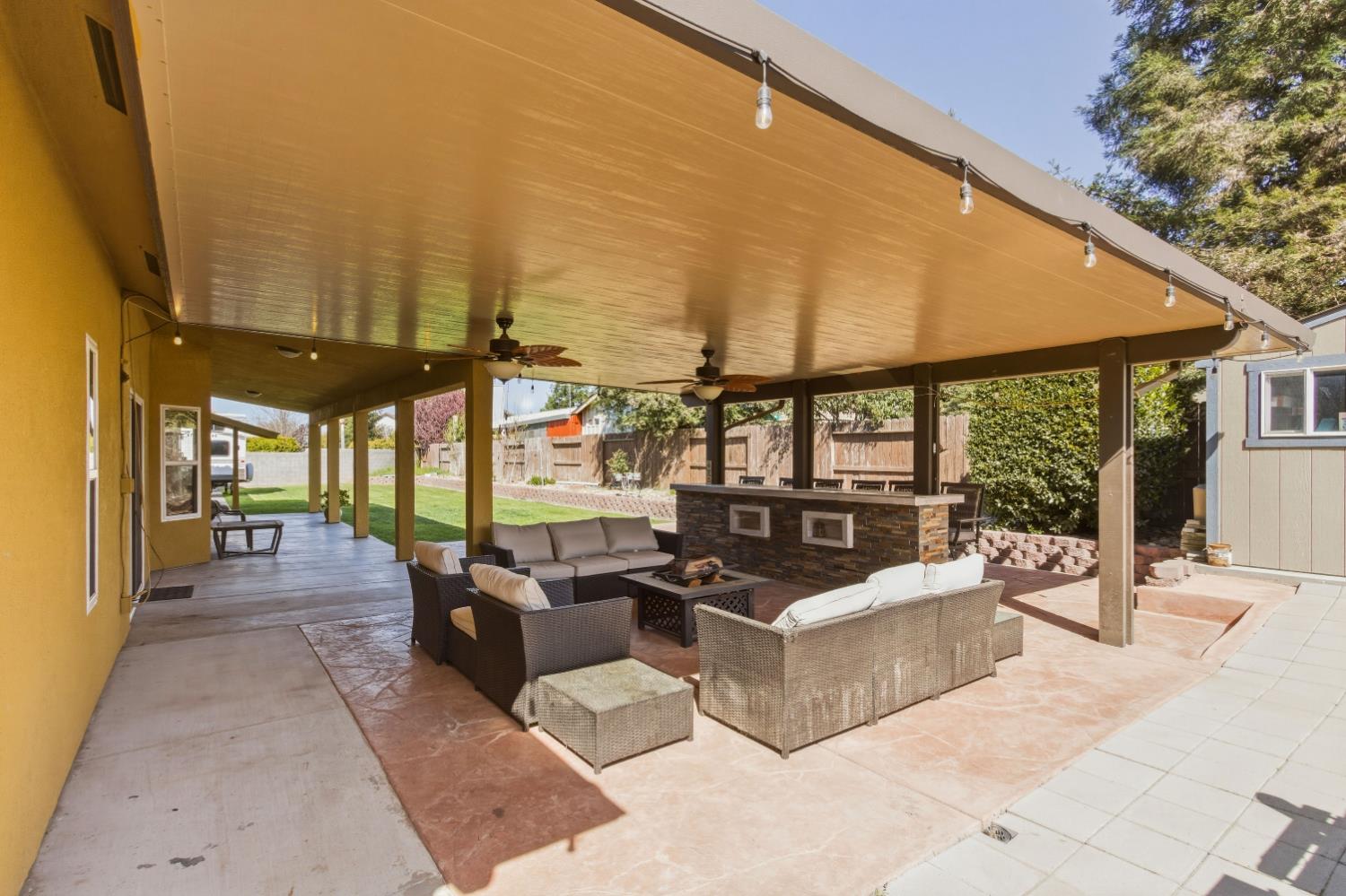 2610 Marie Dr, Madera, CA 93637