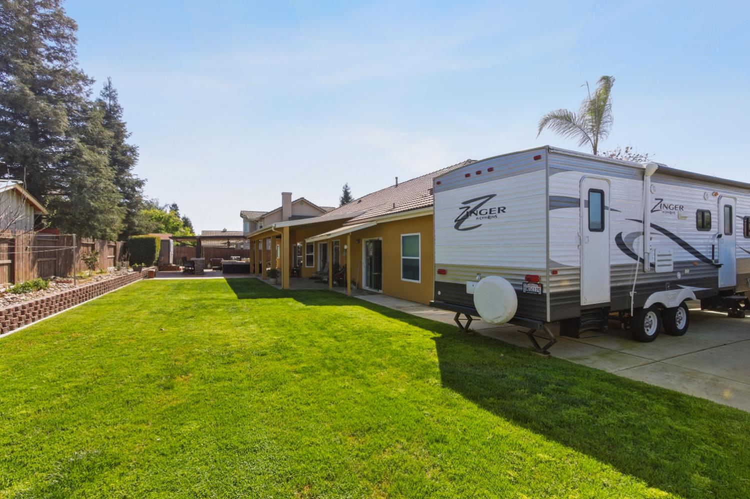 2610 Marie Dr, Madera, CA 93637