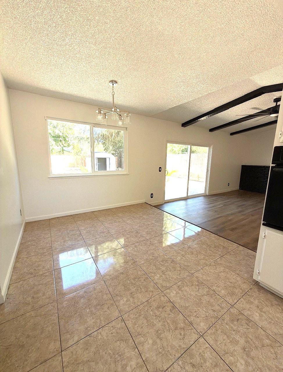 2365 Fordham Ave, Clovis, CA 93611