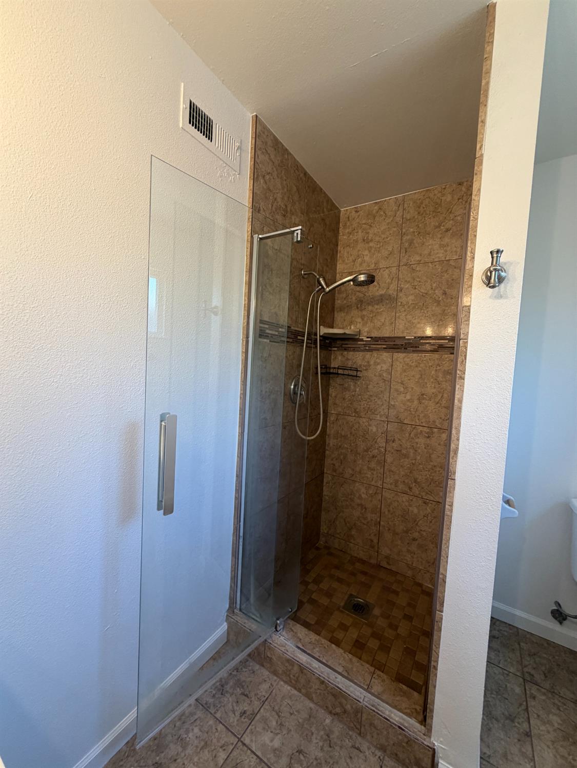 2365 Fordham Ave, Clovis, CA 93611