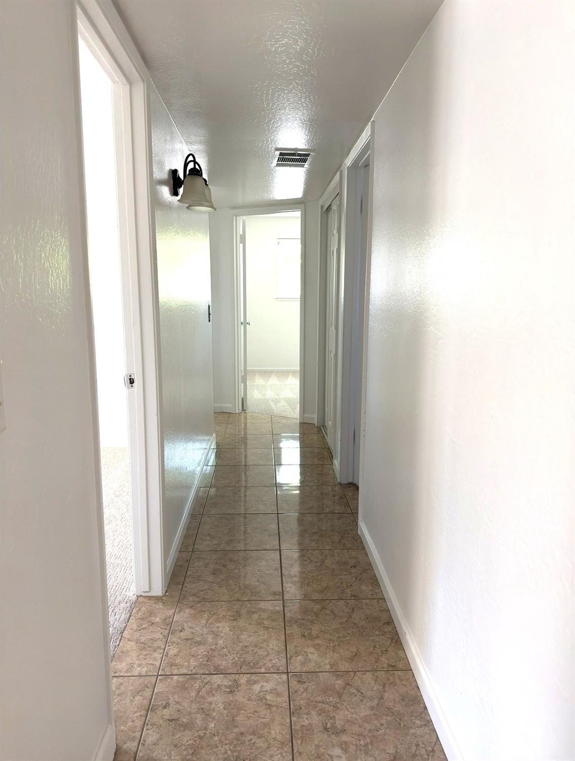 2365 Fordham Ave, Clovis, CA 93611