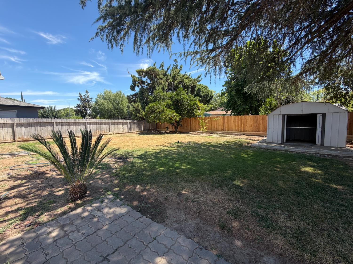 2365 Fordham Ave, Clovis, CA 93611