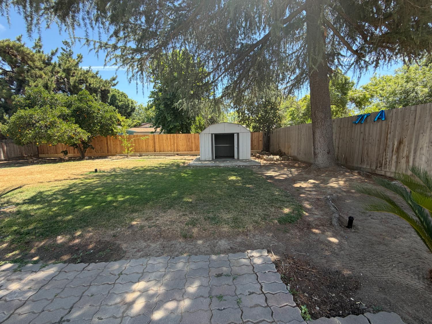 2365 Fordham Ave, Clovis, CA 93611