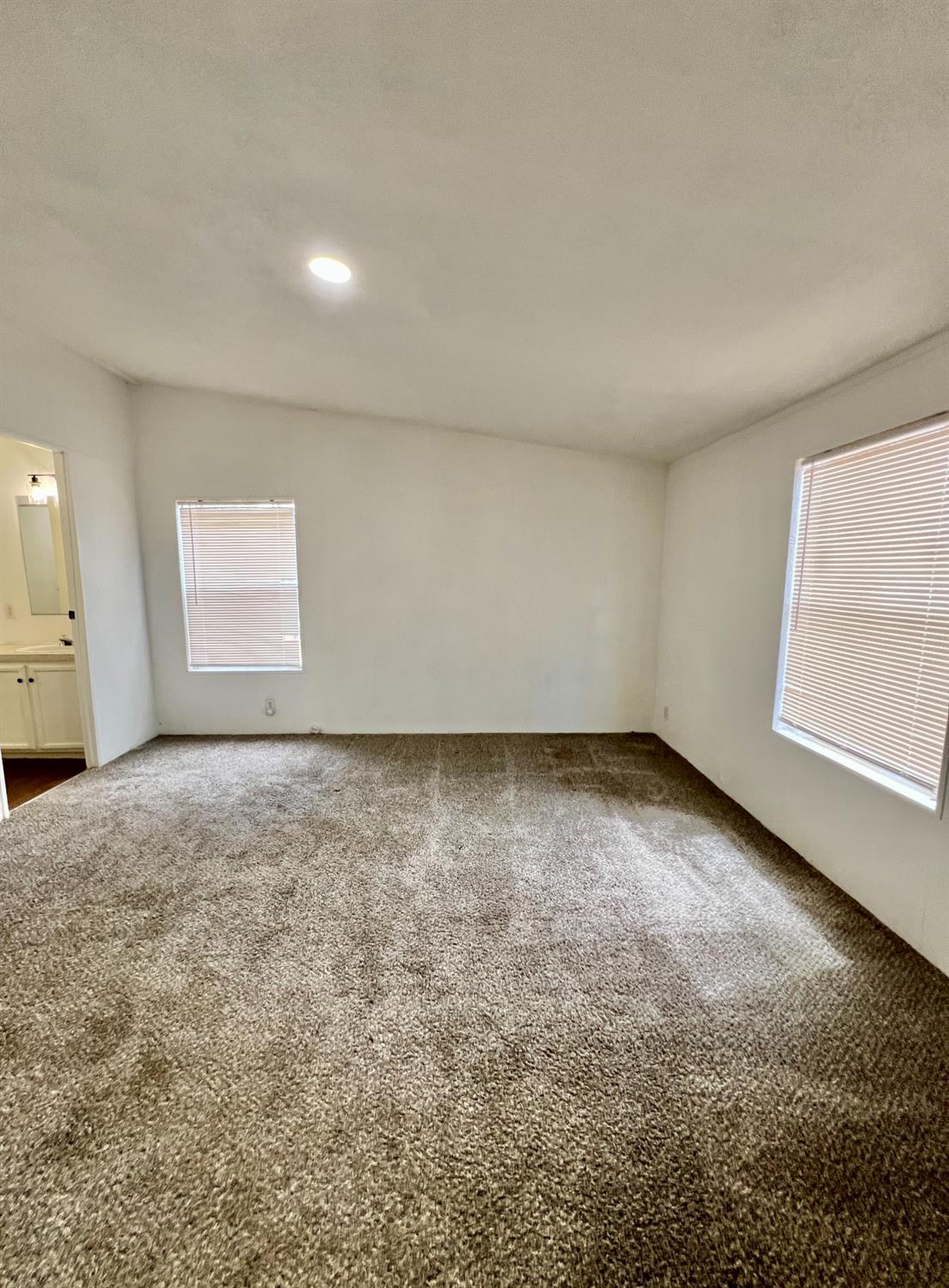 33831 Medford Rd, Auberry, CA 93602
